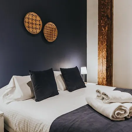 Holidays2malaga Beatas 3 Bedroom & French Balcony Apartment Malaga